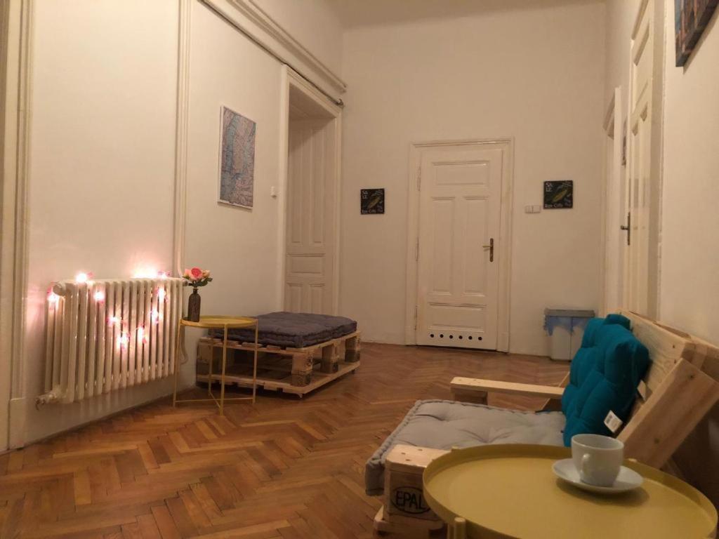 Rooms Veveri - Uvoz, 10 Min Peski Do Centru Brno Exterior photo