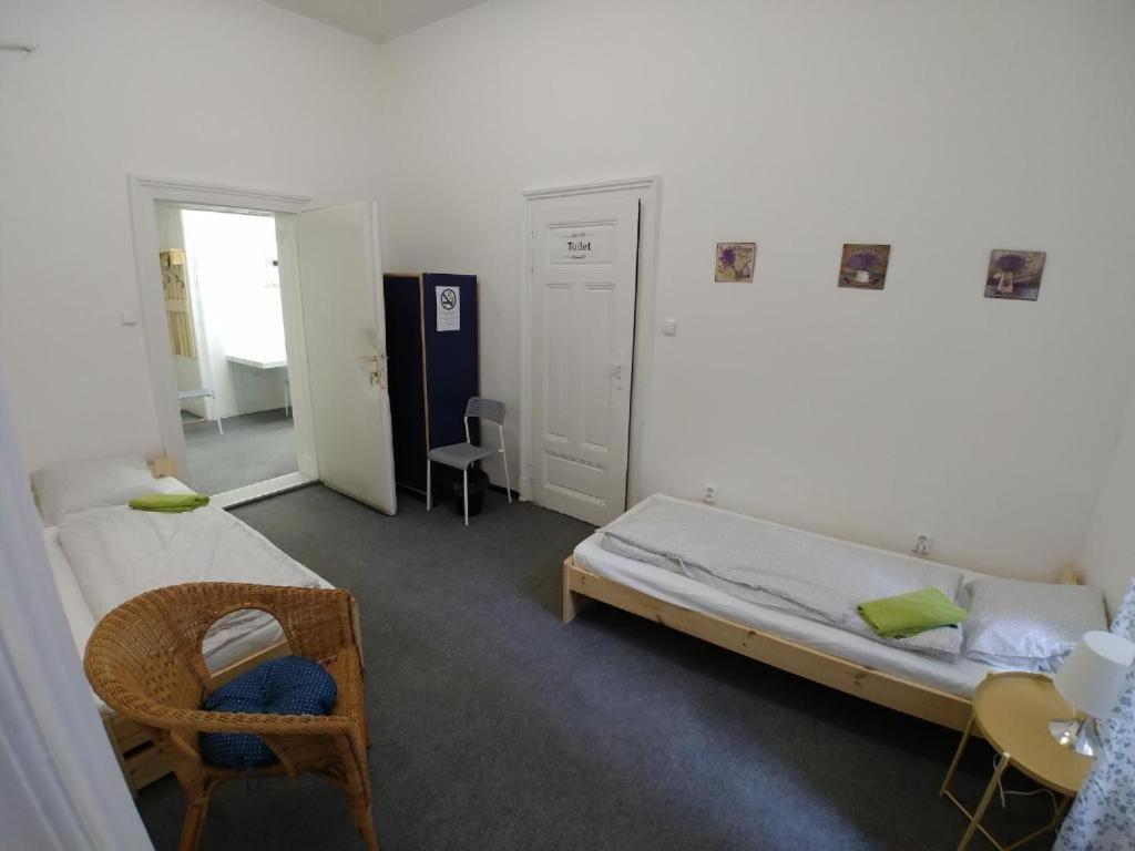 Rooms Veveri - Uvoz, 10 Min Peski Do Centru Brno Exterior photo