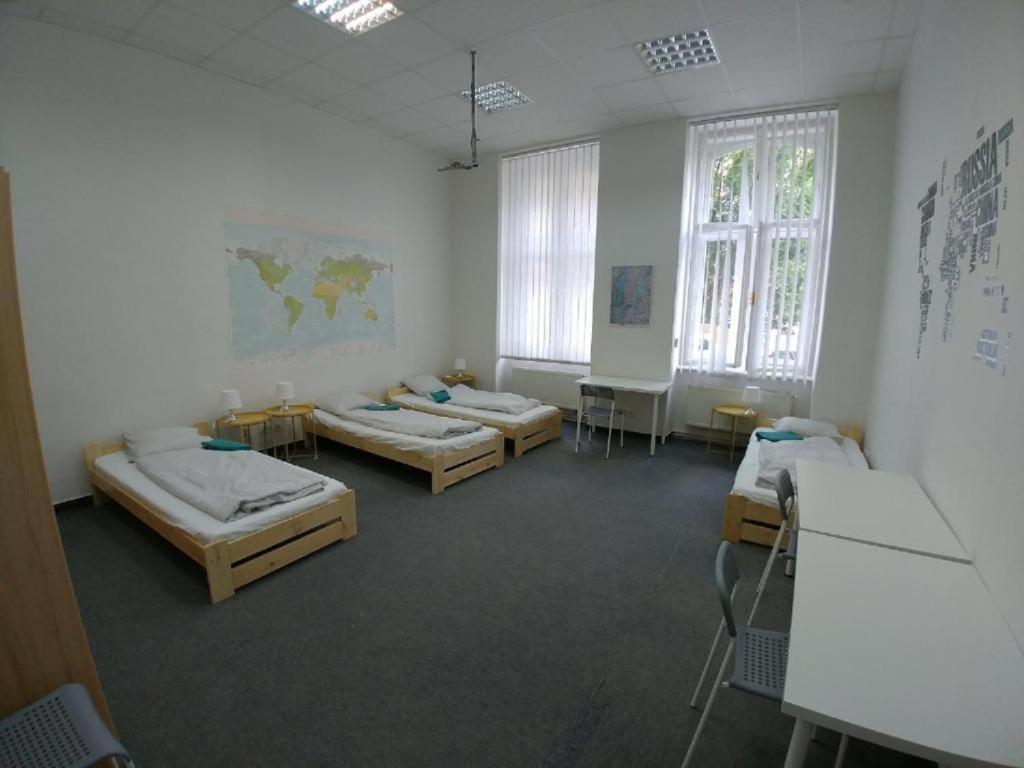 Rooms Veveri - Uvoz, 10 Min Peski Do Centru Brno Exterior photo