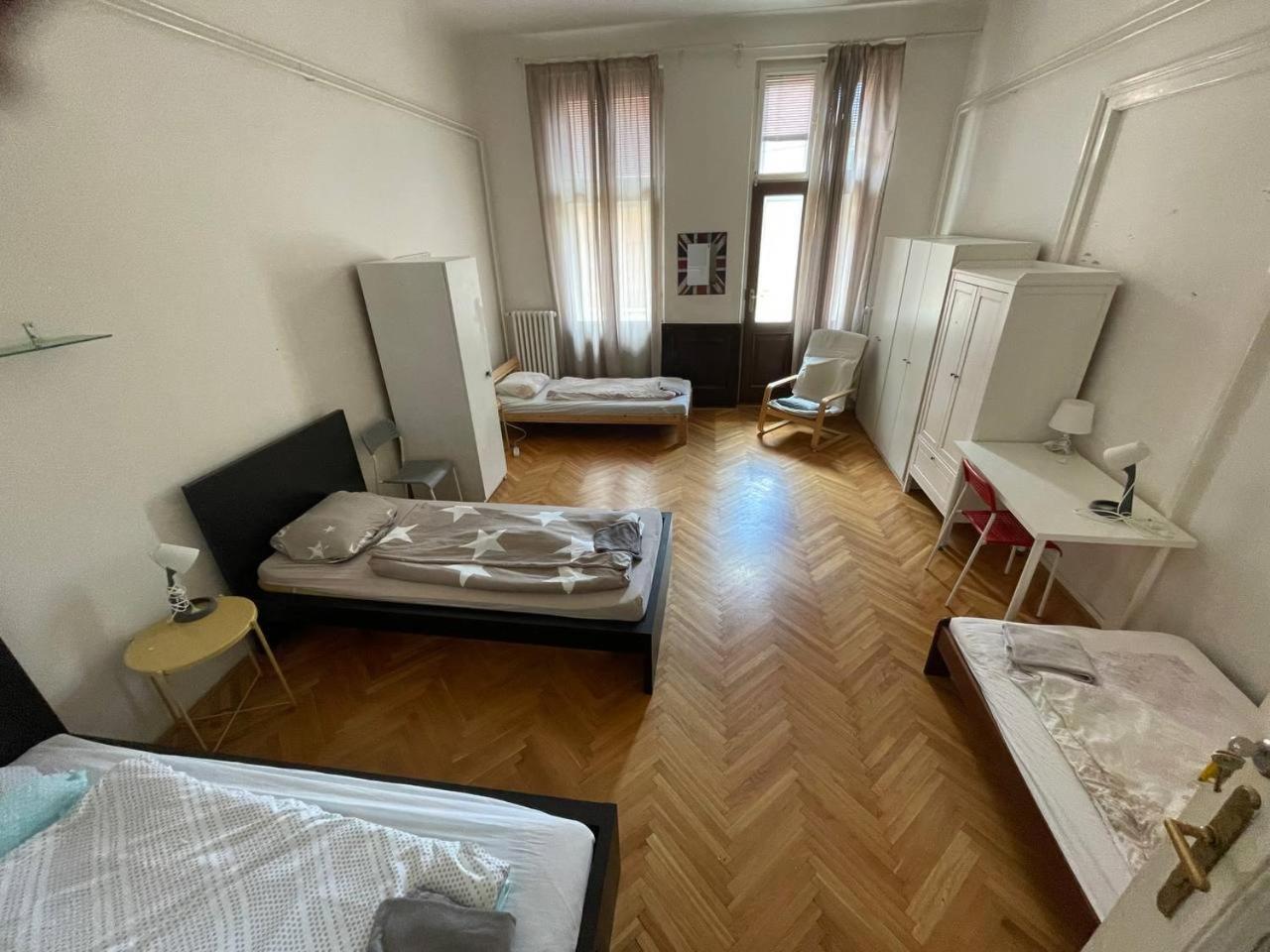 Rooms Veveri - Uvoz, 10 Min Peski Do Centru Brno Exterior photo