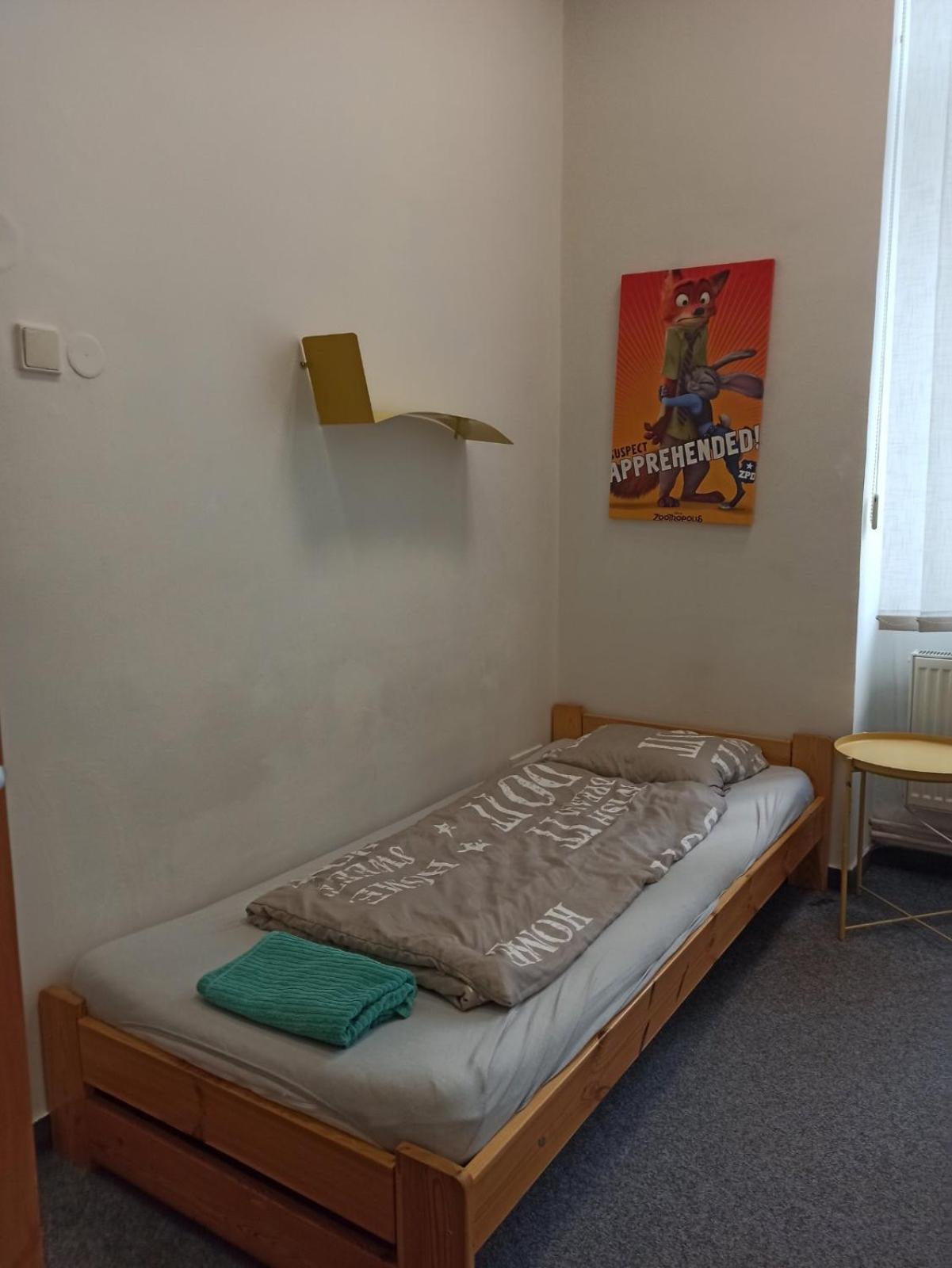 Rooms Veveri - Uvoz, 10 Min Peski Do Centru Brno Exterior photo